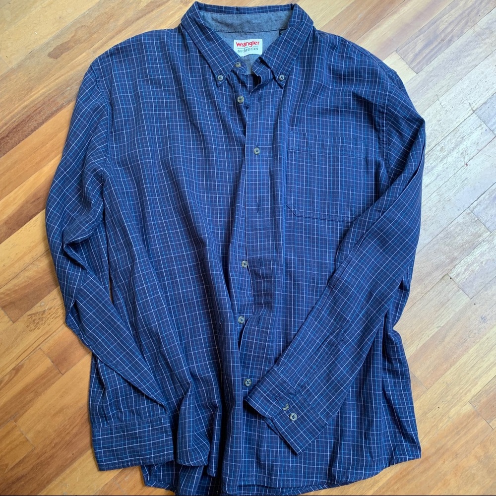 5 for $25 Wrangler button down